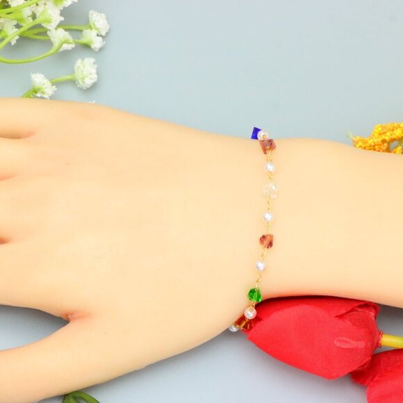 "Elegant & Trendy Bracelet, A Perfect Gift for Women, Thoughtful, EVCH1395 - Picture 2 of 10